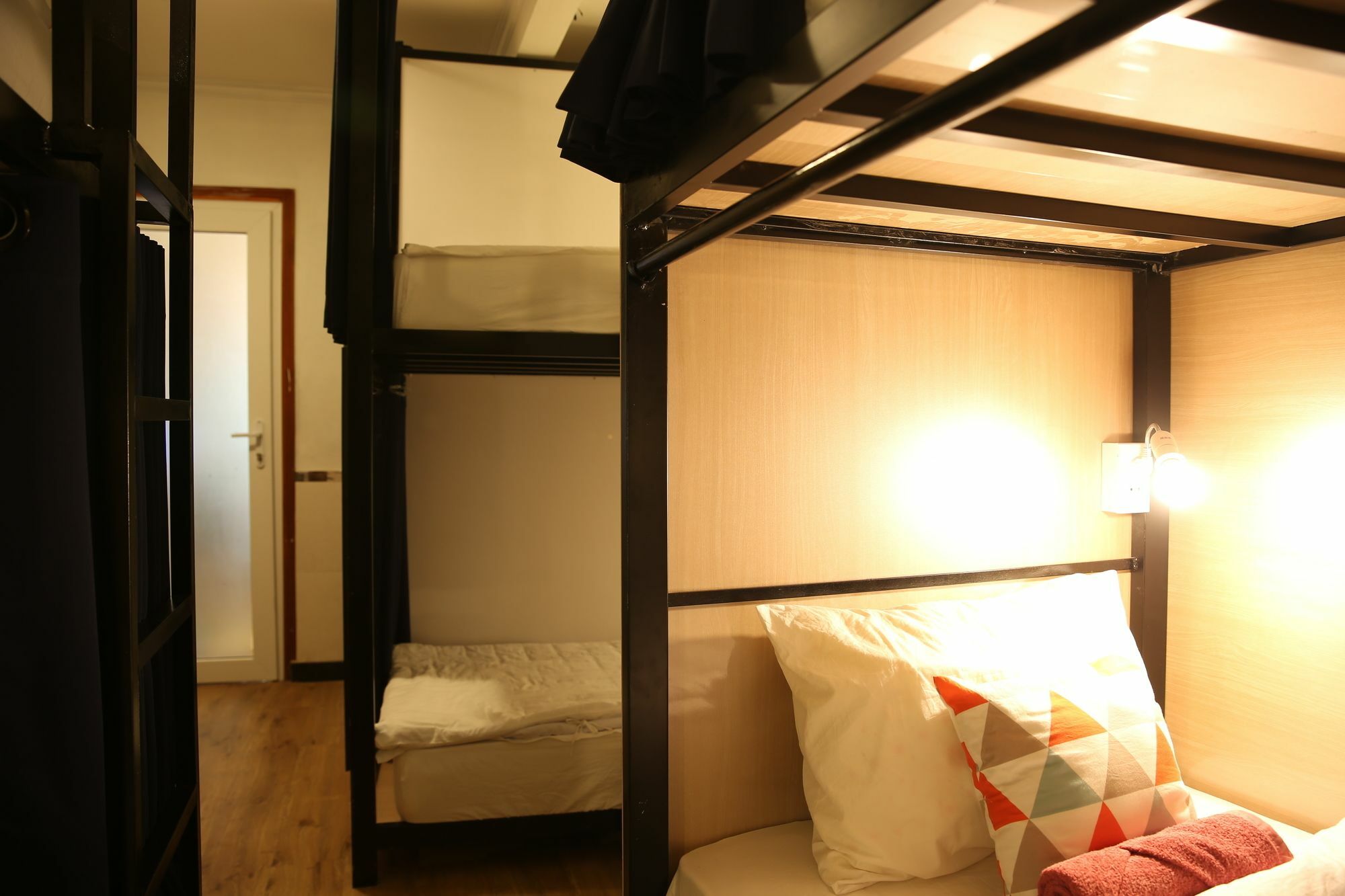 Oyo 708 The Cozi House - Homestay Хошимин Екстериор снимка