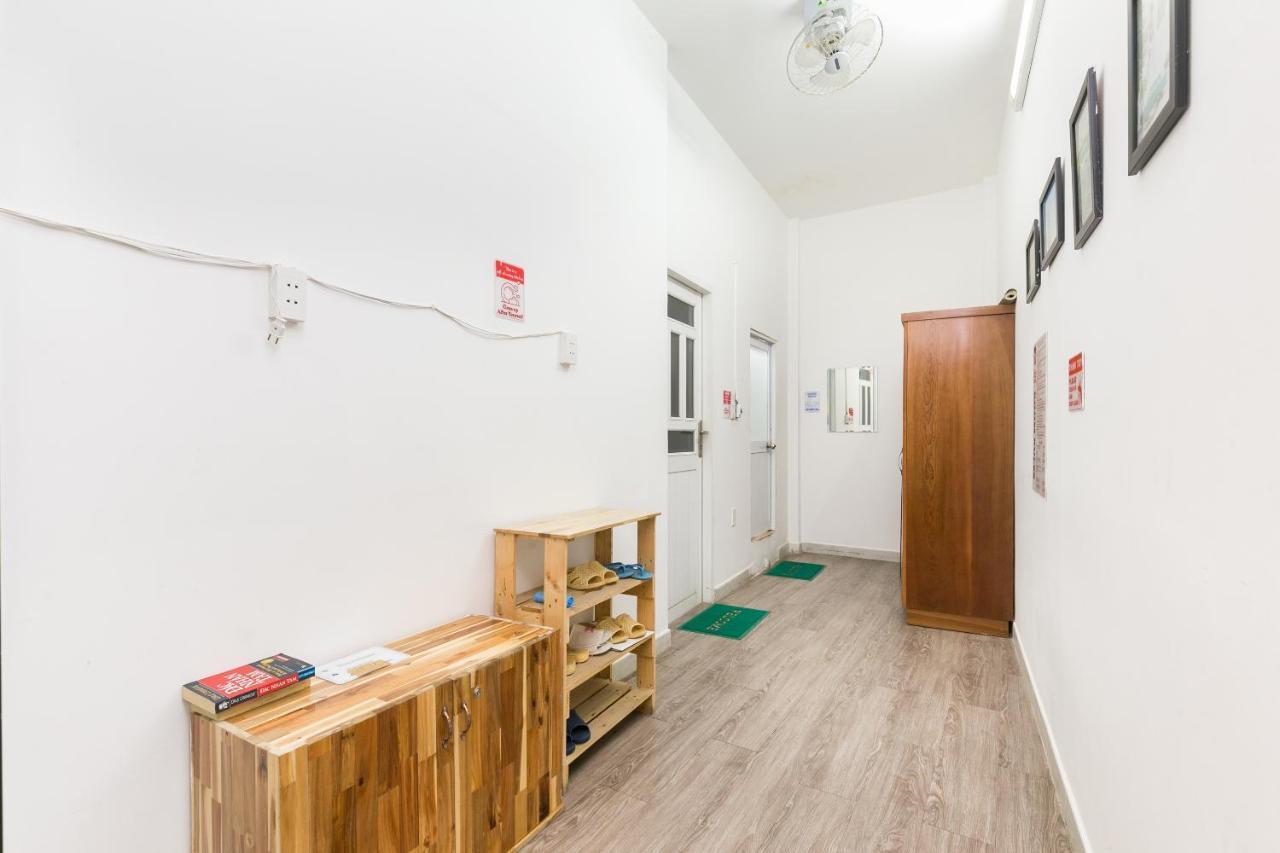 Oyo 708 The Cozi House - Homestay Хошимин Екстериор снимка